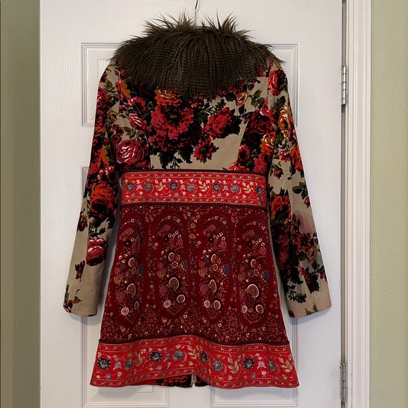 Elevenses Karelia Coat - Picture 10 of 15